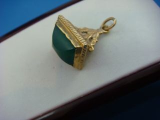 Rare Antique 18k Yellow Gold Fob 3.  7 Grams With Sugarloaf Cut Jade 22 X 15 Mm