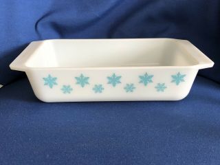Vintage Pyrex White Turquoise Snowflake 2 Qt Space Saver Casserole Dish 575 - B