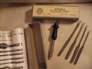 Vintage Lees Athena De Luxe Rug Needle No.  1690 W/instructions & 4pts 00 - 0 - 1 - 2