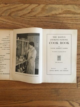 The BOSTON COOKING SCHOOL COOK BOOK Fannie Farmer 1930 Vintage Recipes 3