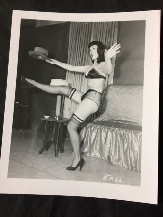 Vtg 50’s Bettie Page Heels Nylons Irving Klaw Risque Pinup Photo Bp - 62