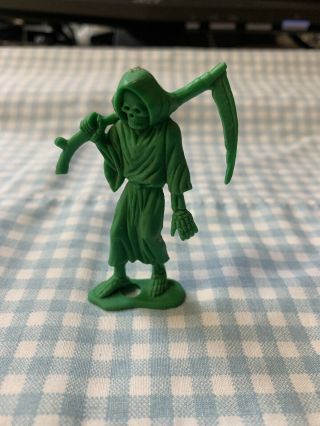 1 Mpc Green Creature Of Doom Vintage 2.  5 " 1960s Plastic Horror Multiple Figure