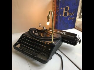 Vintage Oliver Portable Typewriter Feature Desk Lamp