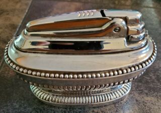 Vintage Ronson QUEEN ANNE silver plated cigarette table lighter USA 2