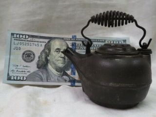 Miniature Griswold Cast Iron 2 Teapot Kettle / Salesmans Sample Advertising Toy