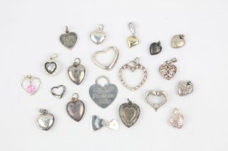 20 X Vintage.  925 Sterling Silver Heart Pendants (44g)