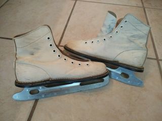 Vintage Canada White Leather Ice Skates Children 