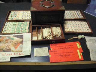Antique 1920s Chinese Bone And Bamboo Mahjong Set In Wooden Case