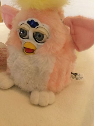 Vintage 1999 Pink/Yellow Baby Furby Tiger Electronics Model 70 - 940 3