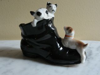 Vintage Porcelain Shoe Figural Ashtray Dog Chasing Cat Japan Cute