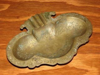 Vintage Old Collectible Brass Decorative Ashtray Ornate Etched Unique India GC 3