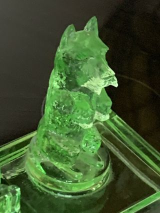 Vintage Scotty Dog Desktop Ashtray Green Depression Glass Unique 2