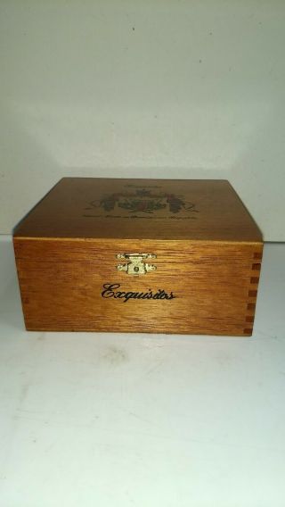 Exquisitos Arturo Fuente Cigar Box - 6 x 5.  5 x 2.  75 Inches 2