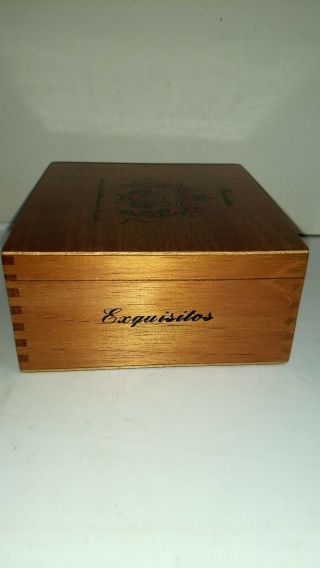Exquisitos Arturo Fuente Cigar Box - 6 x 5.  5 x 2.  75 Inches 3