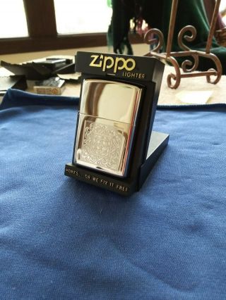 Vintage 2000 Etched High Polish Chrome Zippo Lighter Factory Seal