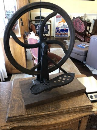 Antique Dentists Flywheel Foot Pump Machinery Belt Drive