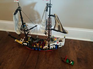 LEGO Pirates Red Beard Runner (6289) 2