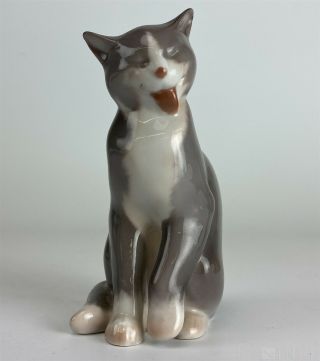 Vintage Bing & Grondahl B&g Denmark Seated Kitty Cat 2465 Porcelain Figurine Sms