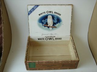 Wooden Cigar Box White Owl Invincibles 7c.