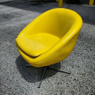 Vtg Mid Century Atomic Swivel Egg Chair Hurstline Yellow