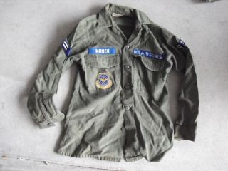 Vintage Us Air Force Green Long Sleeve Uniform Top With Patch And Shoulder Bars