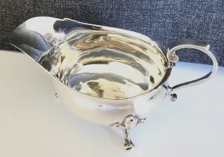 Paul Crespin (1694 - 1770) Extremely Rare George Ii Solid Silver Sauce Boat (1743)