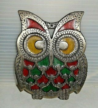 Mid Century Vintage Faux Stained Glass & Metal Owl Trivet 5.  25 "