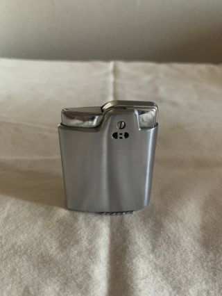 Vintage Ronson Essex Lighter 3