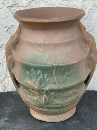 Antique 9” Mccoy Pottery Green & Tan Lizard Handle Water Lily Vase