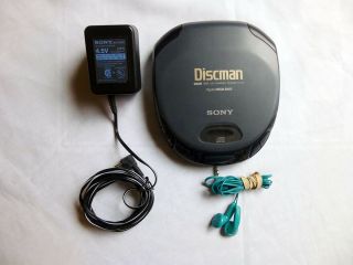 Sony Discman D - 153 Cd Player Mega Bass W/ Ac Adapter Vintage Classic