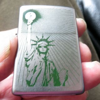 Statue Of Liberty Green On Chrome Zippo Lighter D 16 Never Lit