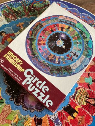 Unicef Friendship Circle Puzzle 200 Piece 20” Unicef’s Vintage Diversity Culture