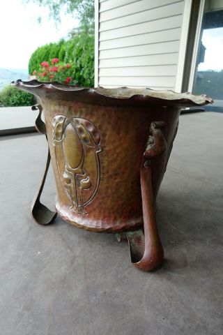 1910 Handmade Hammered Copper Planter Jardiniere Urn Arts & Crafts Mission Style