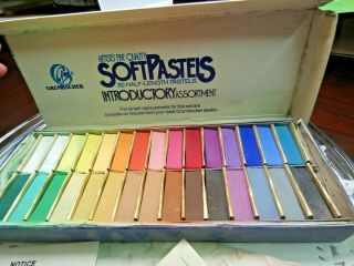 Vintage Grumbacher Soft Pastels Half - Length Assortment Chalk 00/c,  1982,  Euc