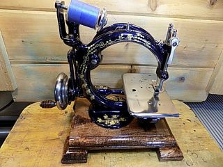 Antique Hand Crank Willcox Gibbs Industrial sewing machine.  RESTORED 1886 2