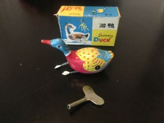 Vintage Tin Litho China Clockwork Ms042 Swimming Duck Toy Box & Key