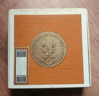 Antonio Y Cleopatra Grenadiers Cigar Box Empty Vintage