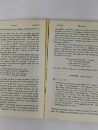 The Daily Study Bible William Barclay The Gospel of Luke & Mark 2 Vintage Books 3