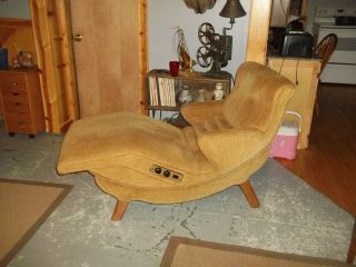 Vintage " Contour Chair Lounge Co.  " Mid Century Modern Chaise Lounge Chair