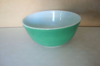 Vintage Pyrex Primary Green 1.  5 Qt Mixing Bowl 403