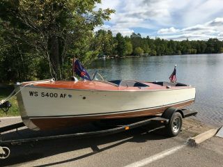 1948 Chris Craft,  16 Ft Special Runabout