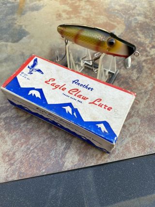 Awesome Vintage Eagle Claw Fishing Lure Great Color