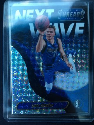 2018/19 Panini Threads Luka Doncic " Dazzle Next Wave " Rc Rookie Card 3