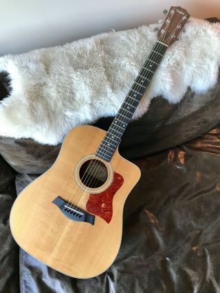Taylor 210ce Rosewood Dreadnought Acoustic - Electric Guitar Natural