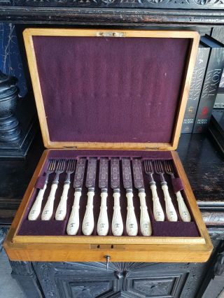 Antique - Finest Quality - Oak Cased Silver Plated Ornate Crested Cutlery Set - C1880s