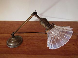 Awesome Antique Faries Oc White Era Articulated Lamp Swirled Shade - Restored