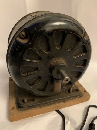Antique Emerson Utility Motor No 438815 Hp 1/3 Volts 104 6642ba