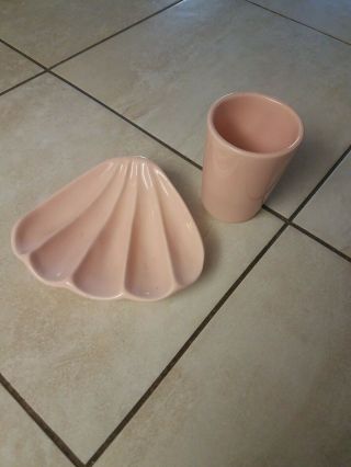 Vintage Pink Ceramic Bath Acessory 2pc Set Clamshell Dish Small Cup