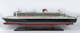 Rms Queen Mary 2 Museum Quality Handcrafted Ship Model 32 " Scale 1:425