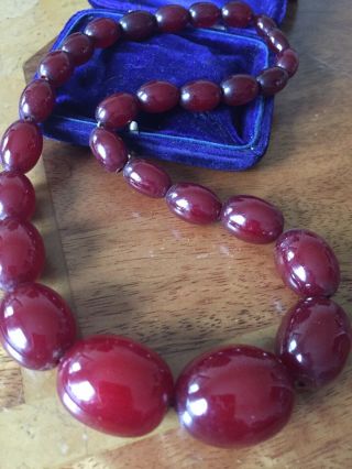 Antique Art Deco Dark Cherry Amber Bakelite Beads Necklace 51.  5 Gmms